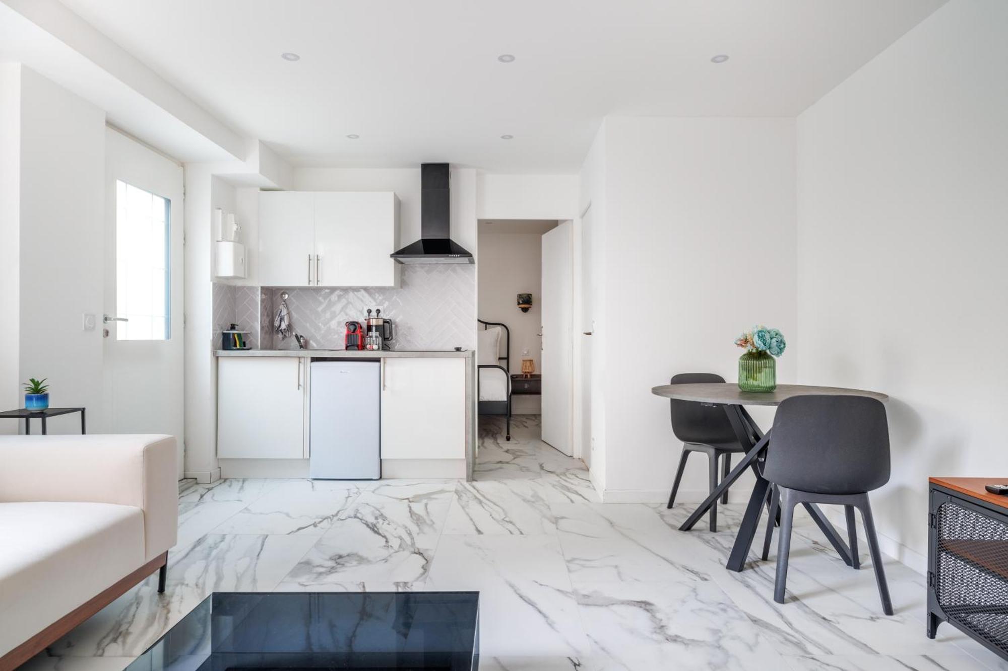Spacious Flat For 4 People #1 Asnières Esterno foto